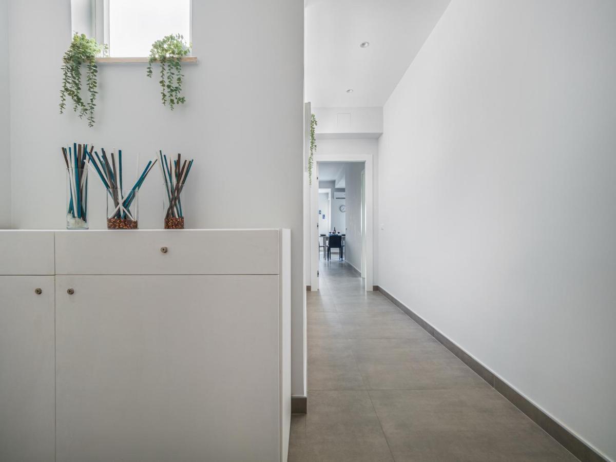 Azzurro Park Apartment